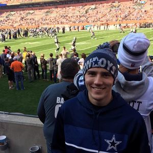 Meet your Posher, Kameron